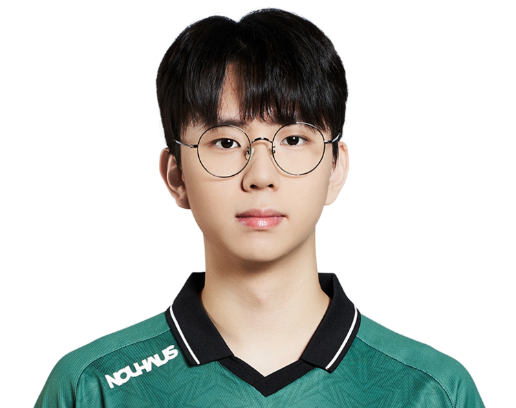 而她从不轻 而她从不轻