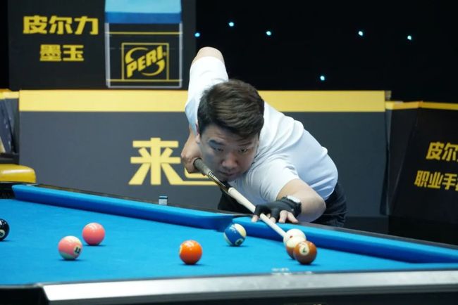 的比赛中展 的比赛中展