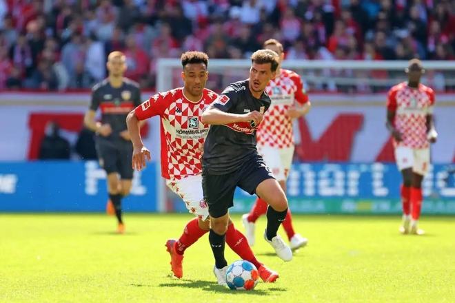 大球队的比 大球队的比